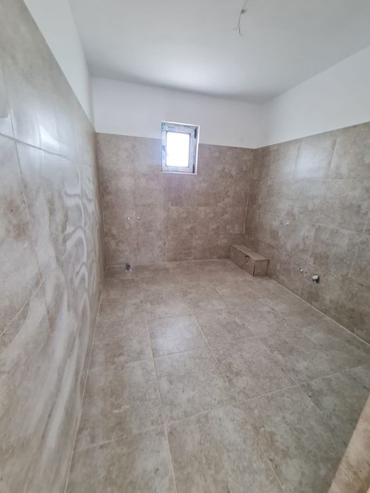 Casa noua Adunatii Copaceni