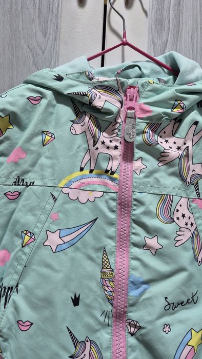 Куртка на тонком синтепоне дя девочки 5-6 лет