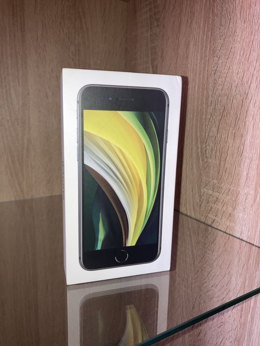 iphone SE 2020 торг есть
