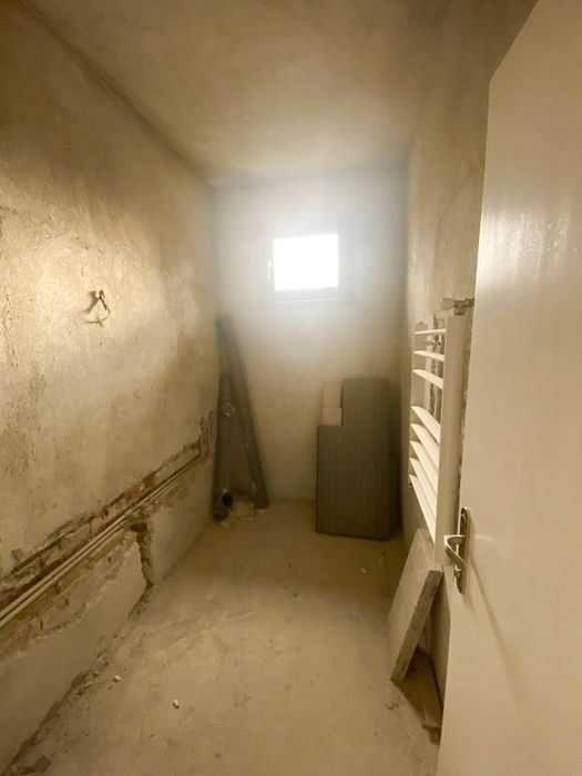 Продава се Тристаен апартамент в София, Изток - 180 кв.м за 1278 €/кв.м - Снимка #3