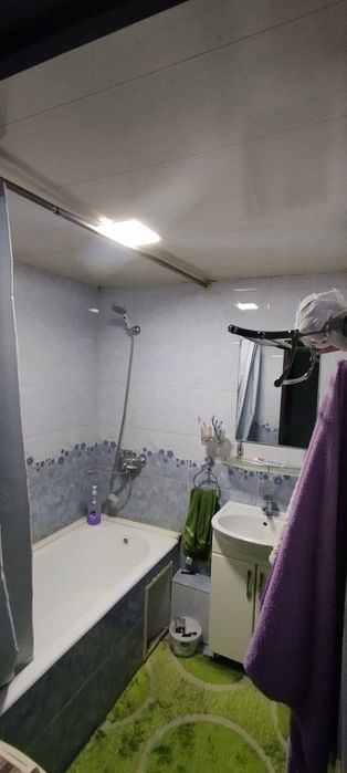Продаётся 4х комнатная первый этаж Карасу-3