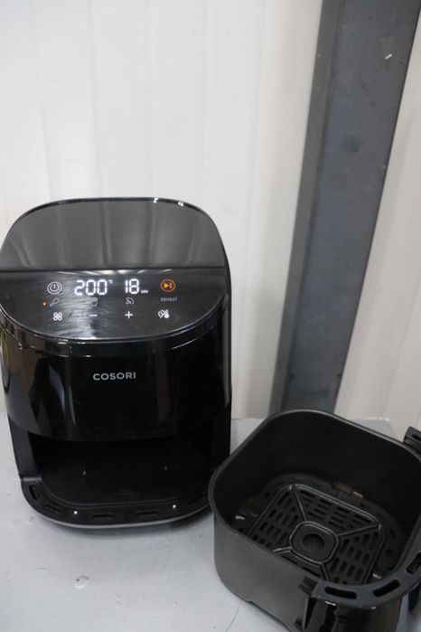 Air Fryer COSORI с горещ въздух 2л, 75-205C, 30 онлайн рецепти, 900W