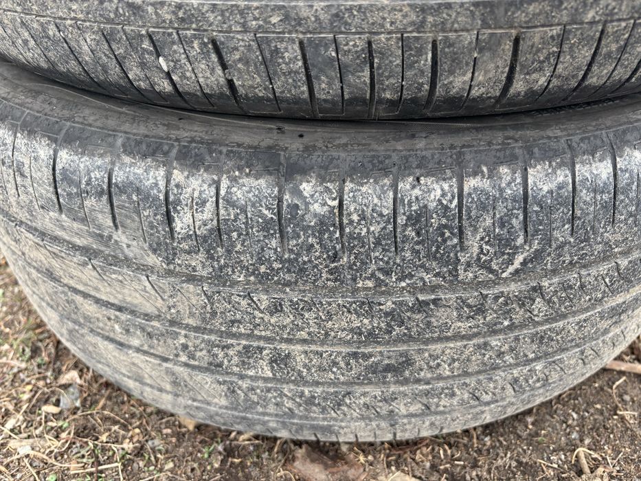 продам шины r17 комплект