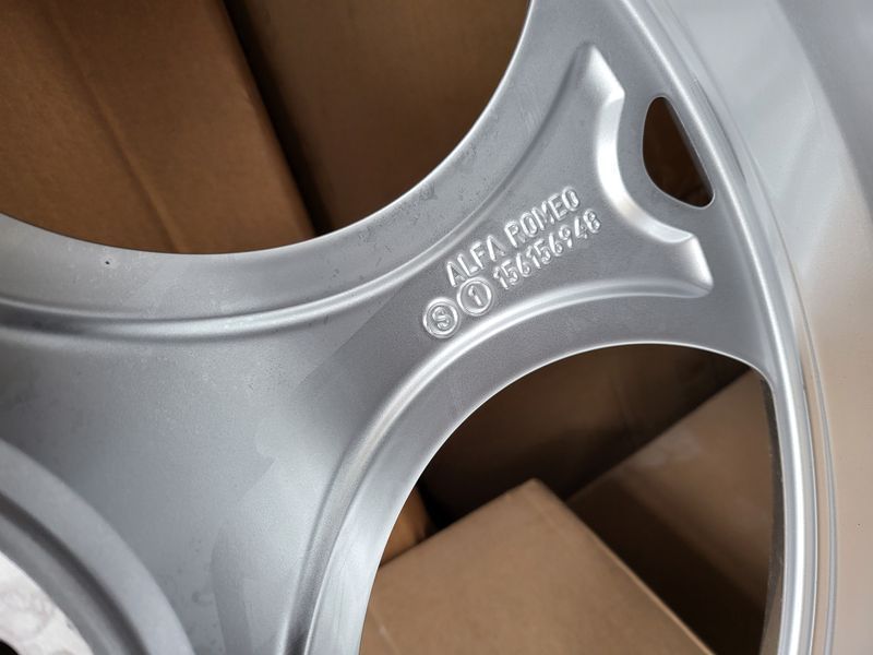 21цола Alfa Romeo Stelvio 4бр Оригинални 5x110