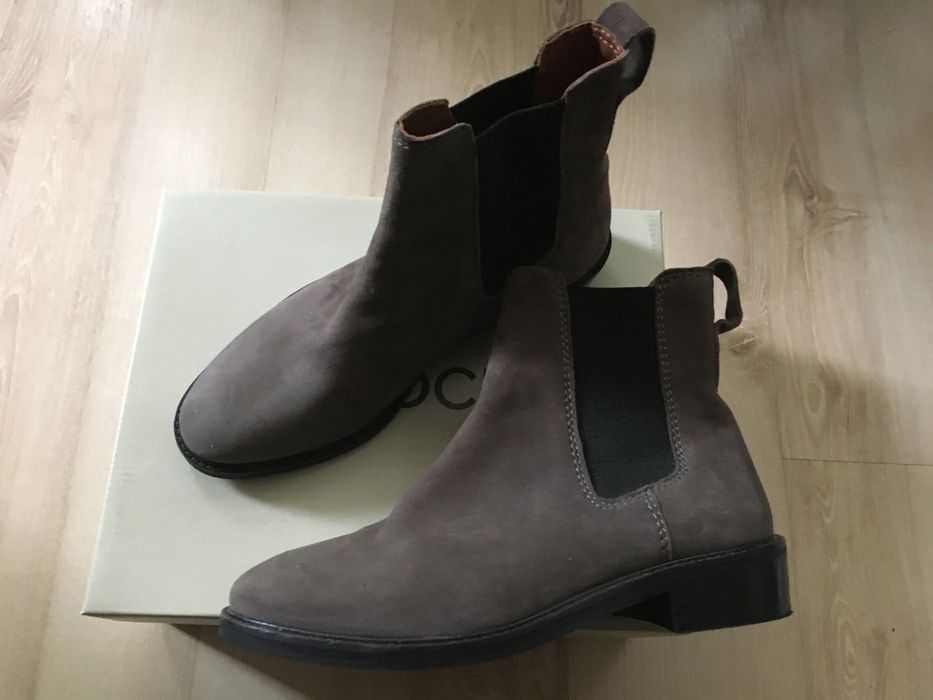 Дамски боти на H&M