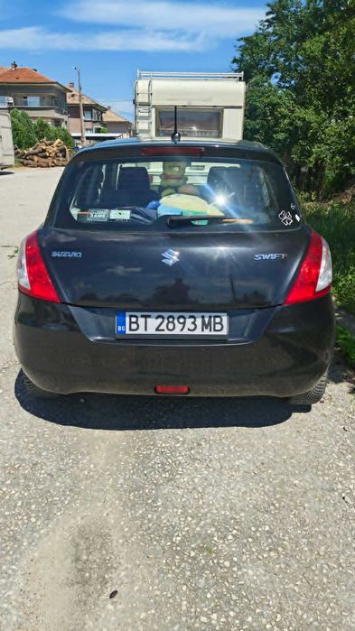 Абтомобил Сузуки Суифт