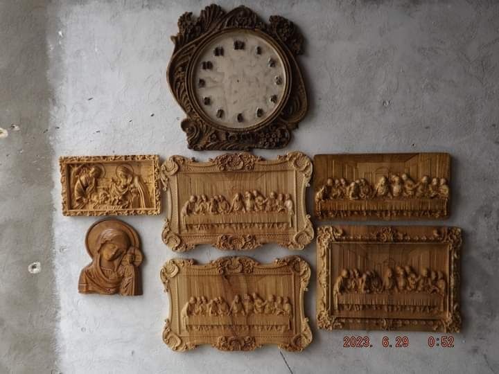 Sculpturi în lemn