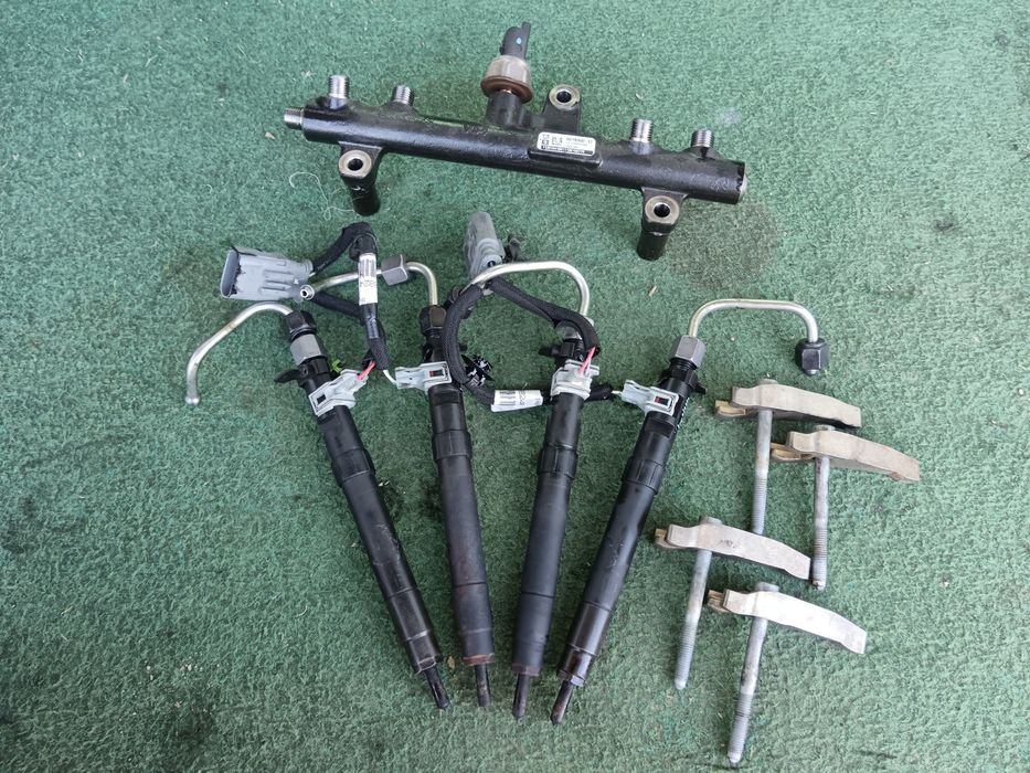 Дюзи, ГНП, рейл с датчик Делфи 2.0 хди 140 к.с. / Delphi Ford Peugeot