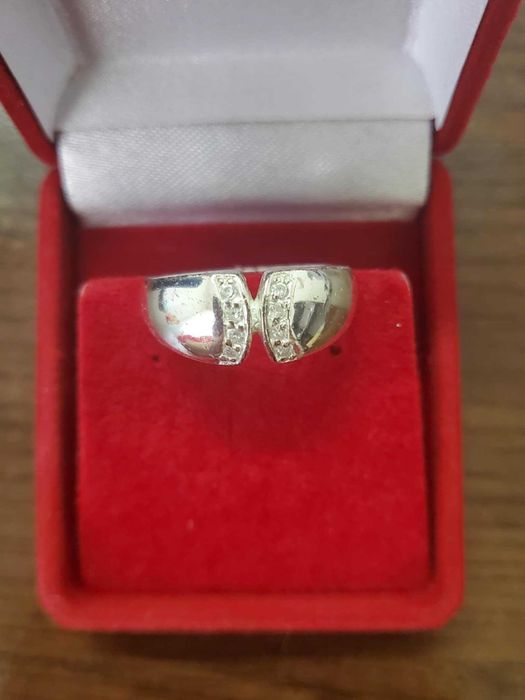 AG102, inel argint 925,nou/marcat, lat, solid, 4 grame,zirconii