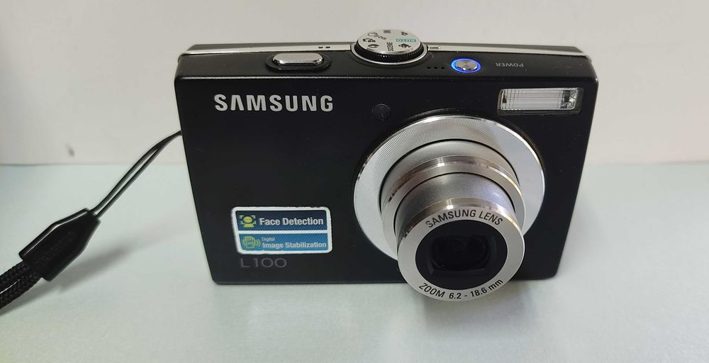 Фотоапарат SAMSUNG L100, като нов