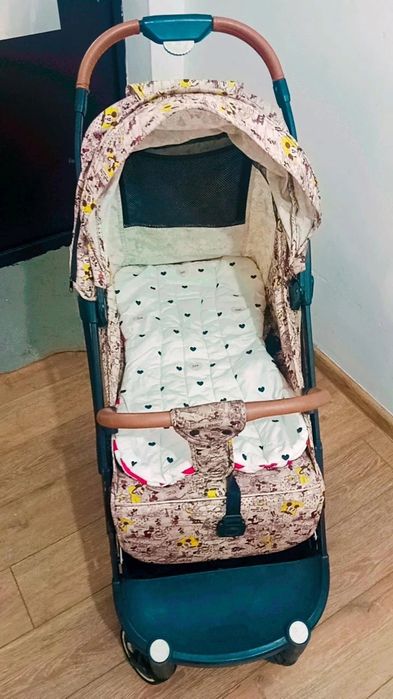 Коляска детская с матрасиком вместе отдам