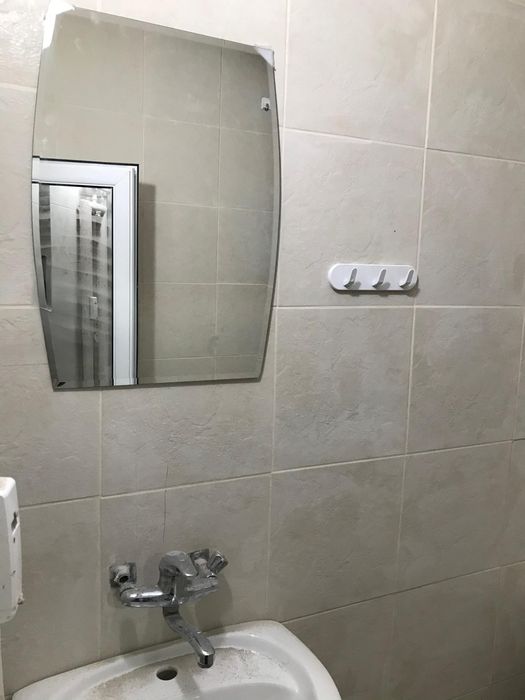 Дава се под наем Двустаен апартамент в Пловдив, Изгрев - 50 кв.м за 225 € - Снимка #2