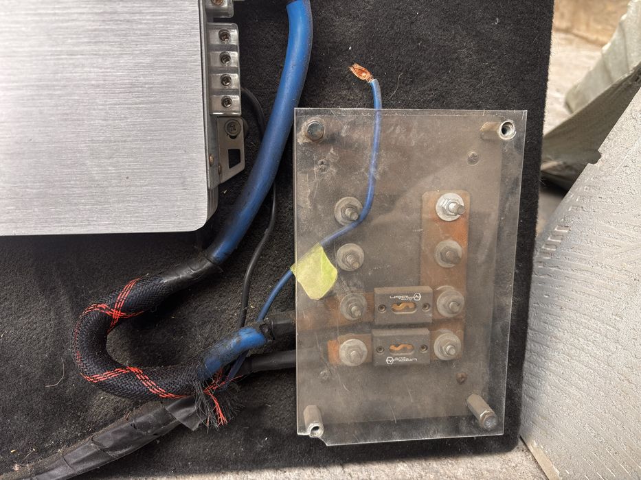 Субуфер 2 динамика 30 см