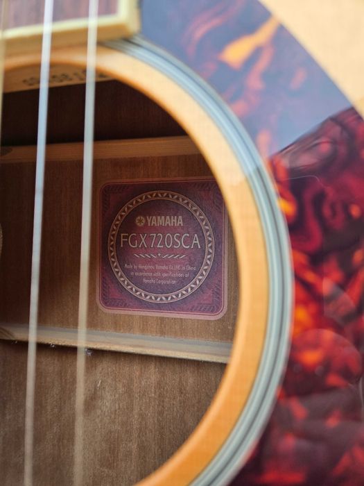 Акустическая гитара Yamaha FGX-720SCA. ИДЕАЛ