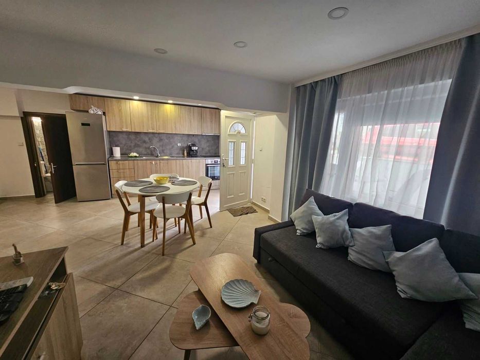 Продава се Тристаен апартамент в София, Лозенец - 80 кв.м за 1988 €/кв.м - Снимка #14