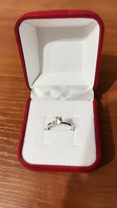 Кольцо из своровского серебра