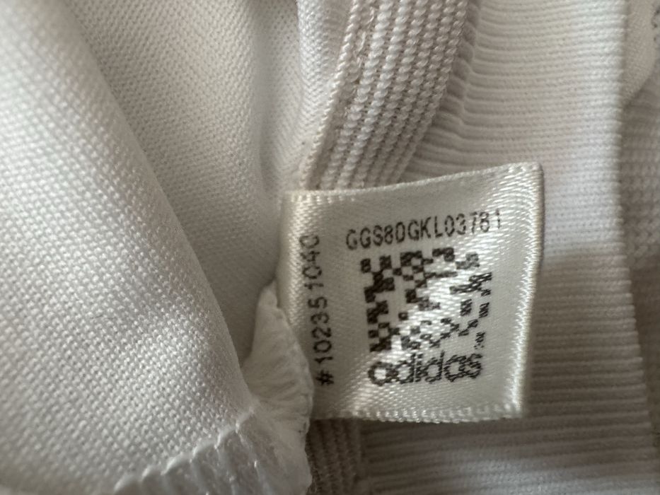 Продавам детски тениски на Партизан Белград и Ювентус