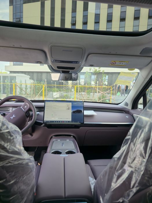 Xpeng GX Ultra Flagship power plus REV gibrid 2026 Range Rover Xitoy