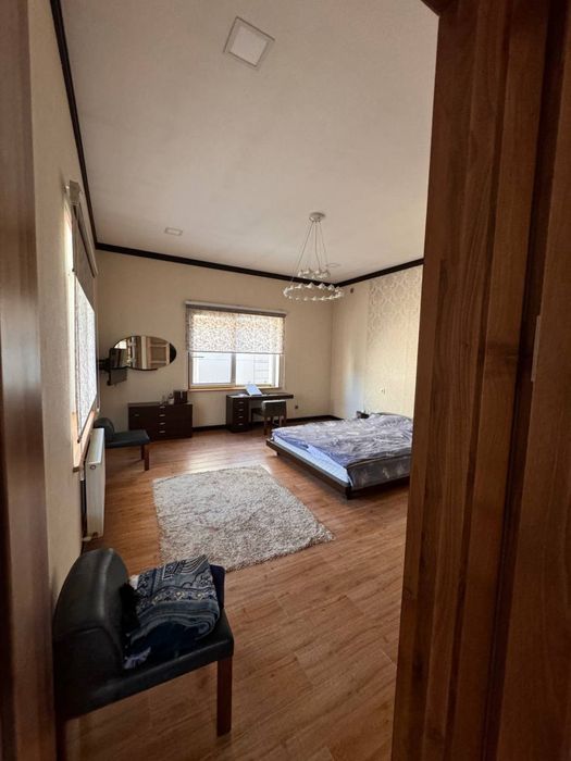 Сдается Срочно Яккасарайский р-н шикарный большой дом