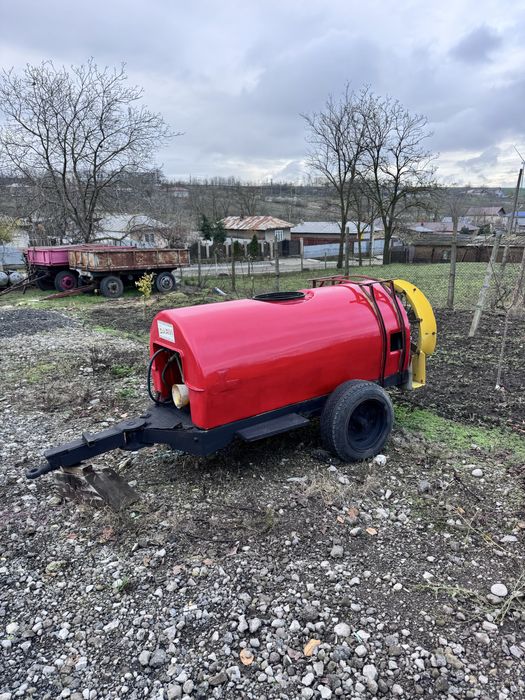 Vand atomizor pentru livada