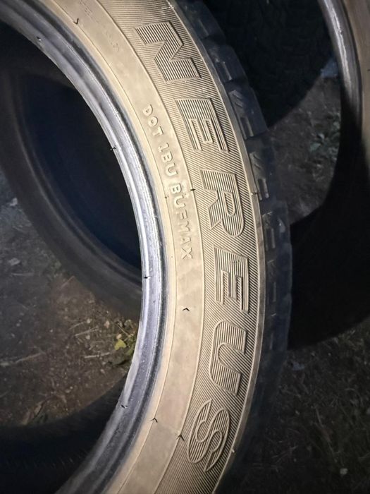 Продам шимние шины размер Р-28, 235/50
