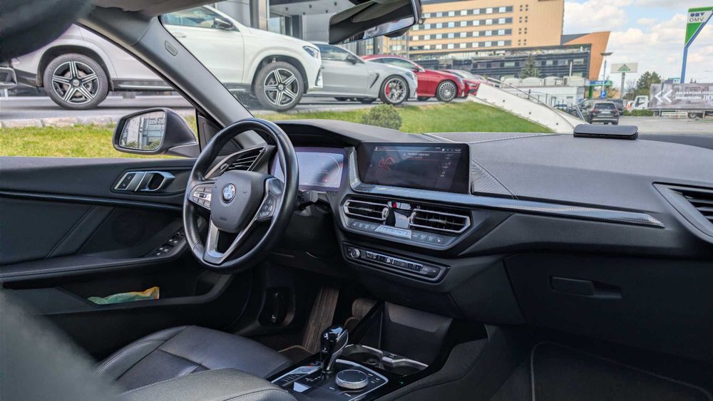 BMW 218D Gran Coupe 2021- masina impecabila cu istoric service