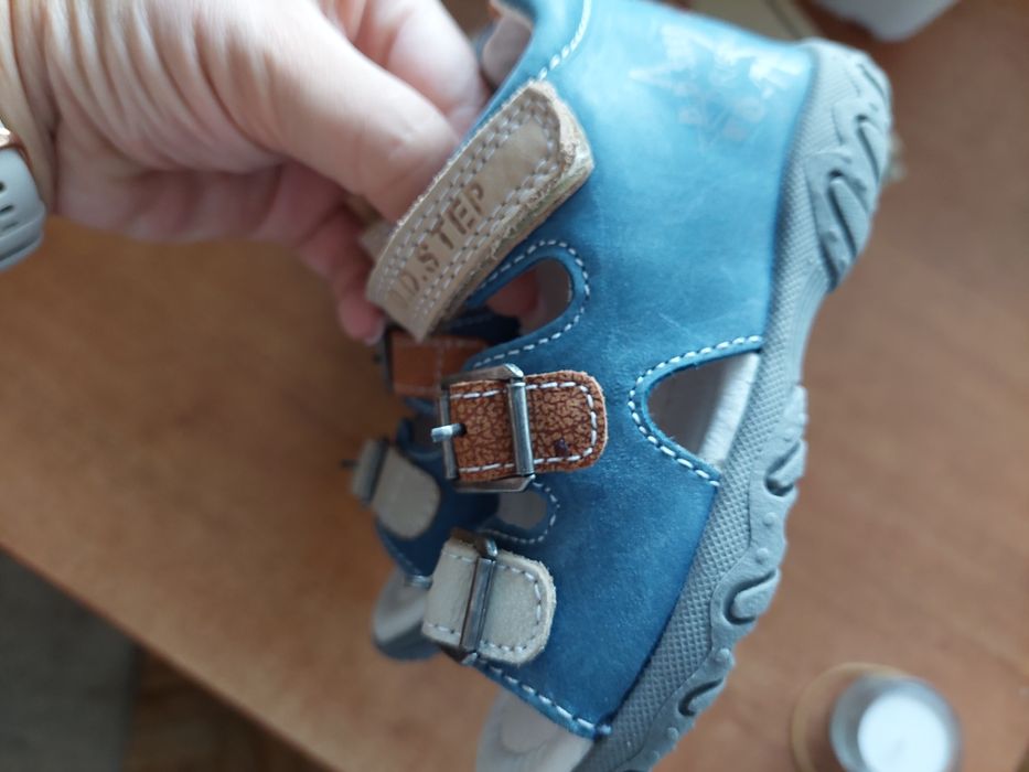 Нови сандали DD step