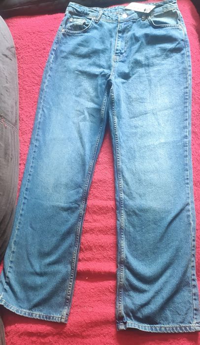 Vand blugi noi,marimea 42