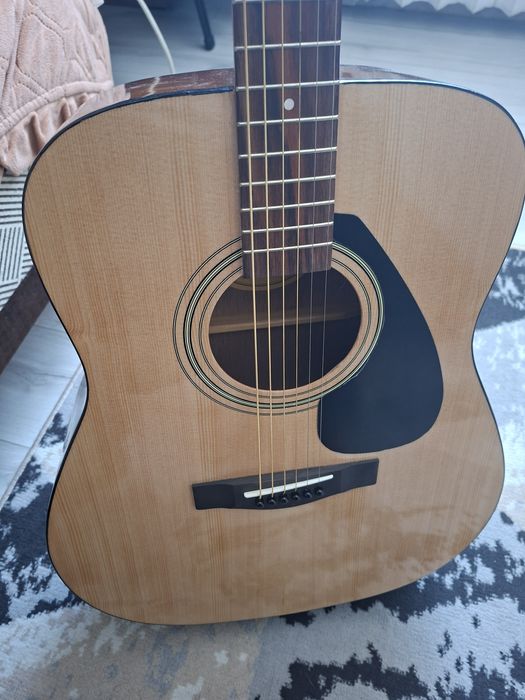 Продам новую не б/у гитару