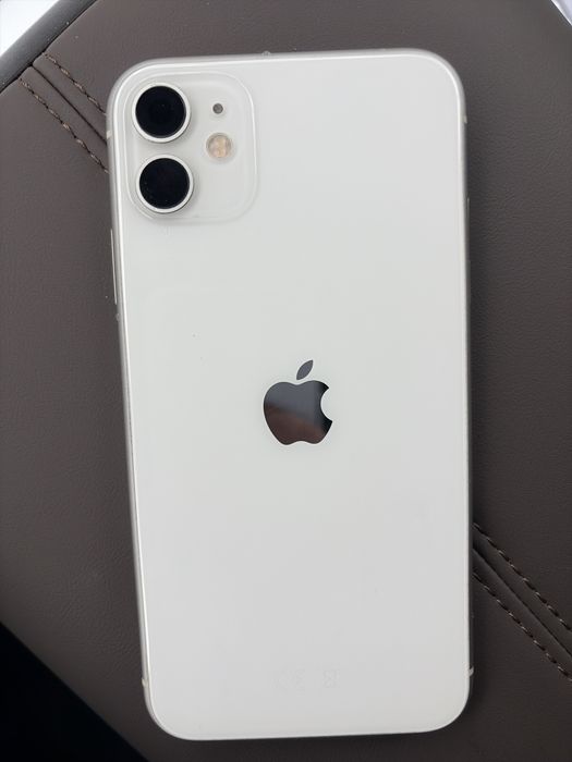 Iphone 11 в корпусе 17
