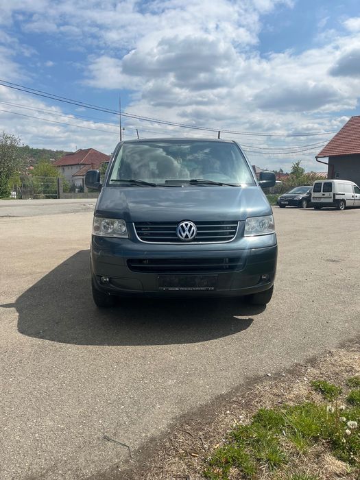 Volkswagen T5 Caravelle  Automatic