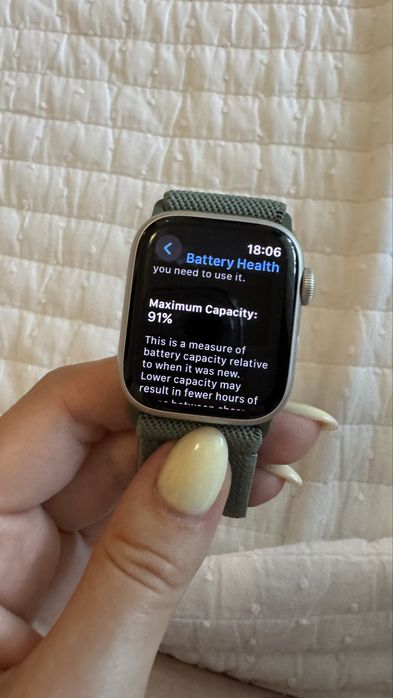 Apple Watch Series 8