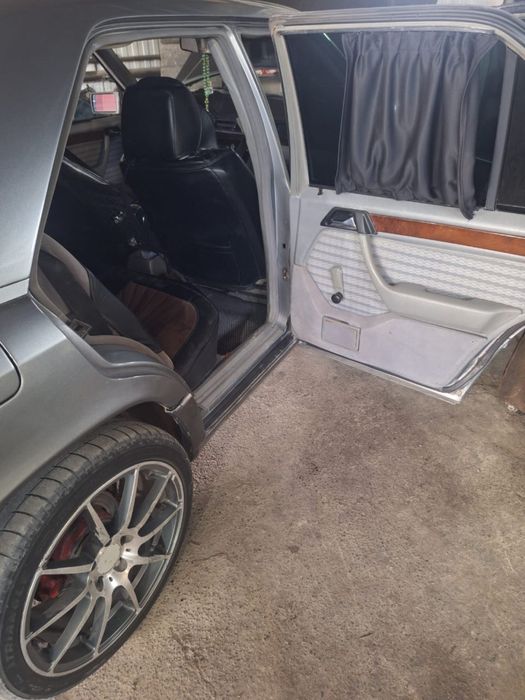 Продается Mersedes 230