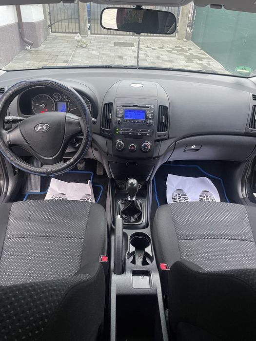 Hyundai i30 2011 benzina