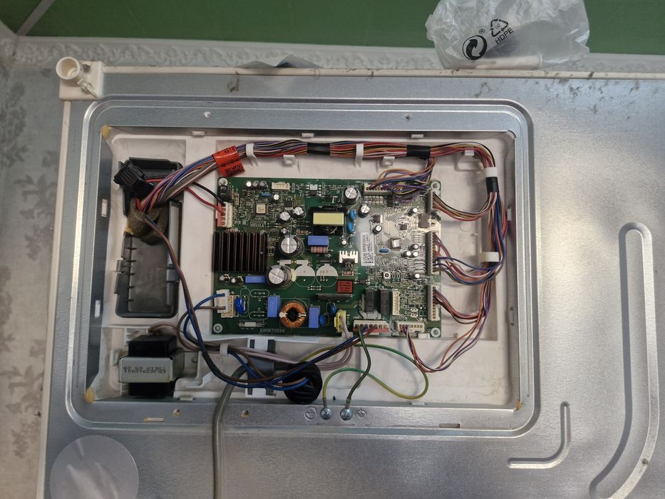 Тоңазытқыш жөндеу