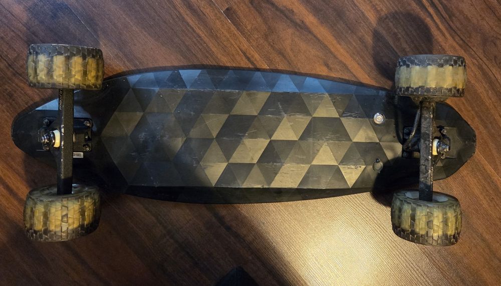 Skateboard electric