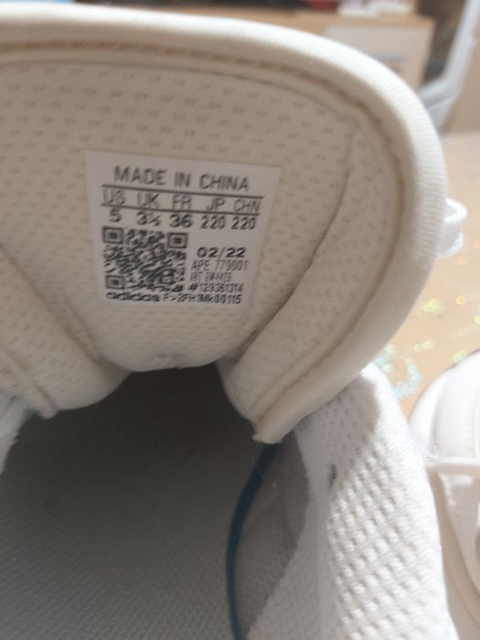 Дамски маратонки адидас