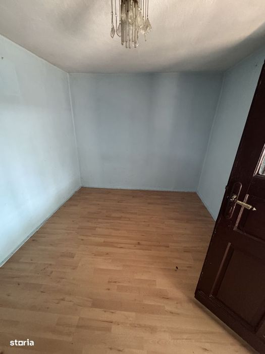 Rahova, Sector 5, Casa individuala 4 Camere plus dependinte.