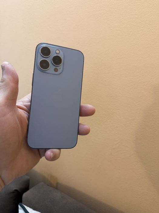 Телефон Iphone 13 pro