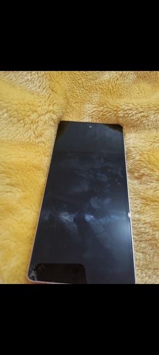 Vând telefoane blocat  pret iefin