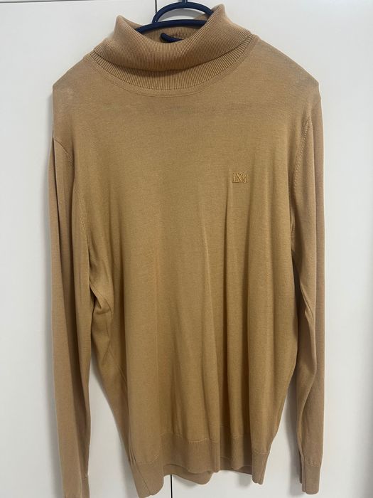 Мъжко бежово поло