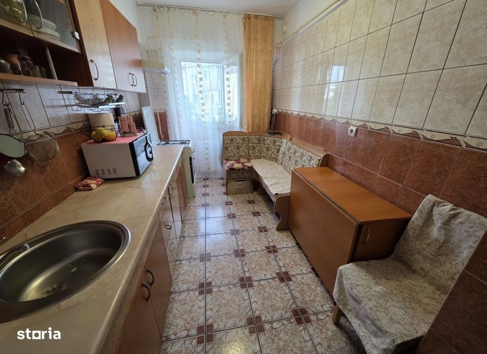 Apartament  3 camere Dacia , 70 metri, etaj 3 Cod:162952