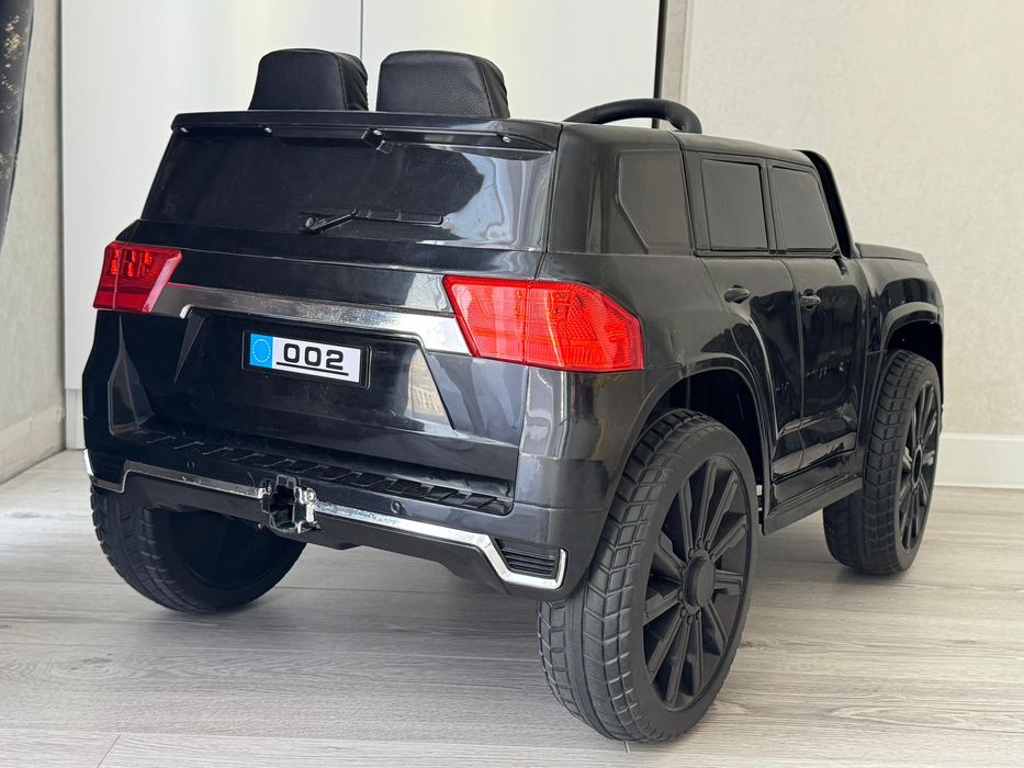 Электромобиль Lexus,новая