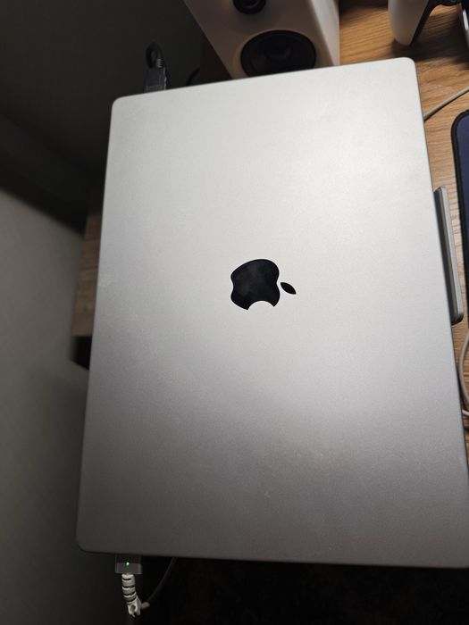 Macbook pro m1 pro 16 inch