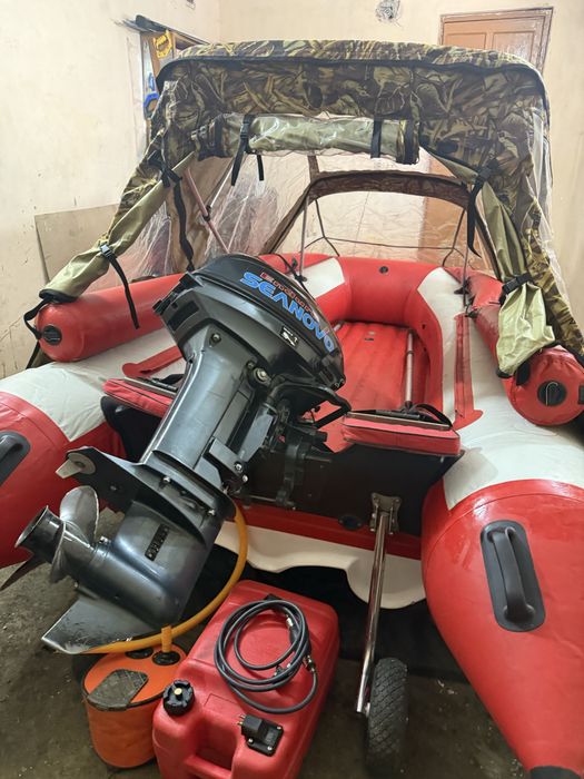 Надувная лодка REEF Тритон 360