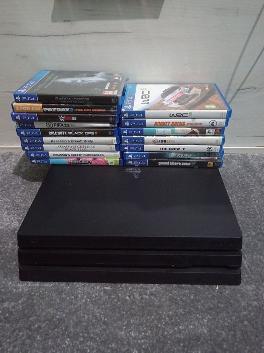 PlayStation 4 PRO  1 TB