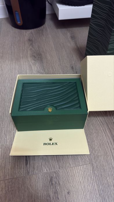 Rolex day-date rose gold