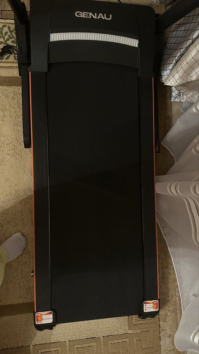 Продается беговая дорожка Genau TR-50