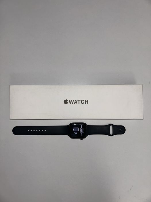 Apple Watch SE 44мм 2020
