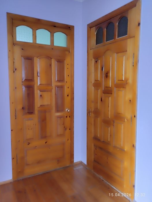 Продам двери , деревянные и МДФ  б/у